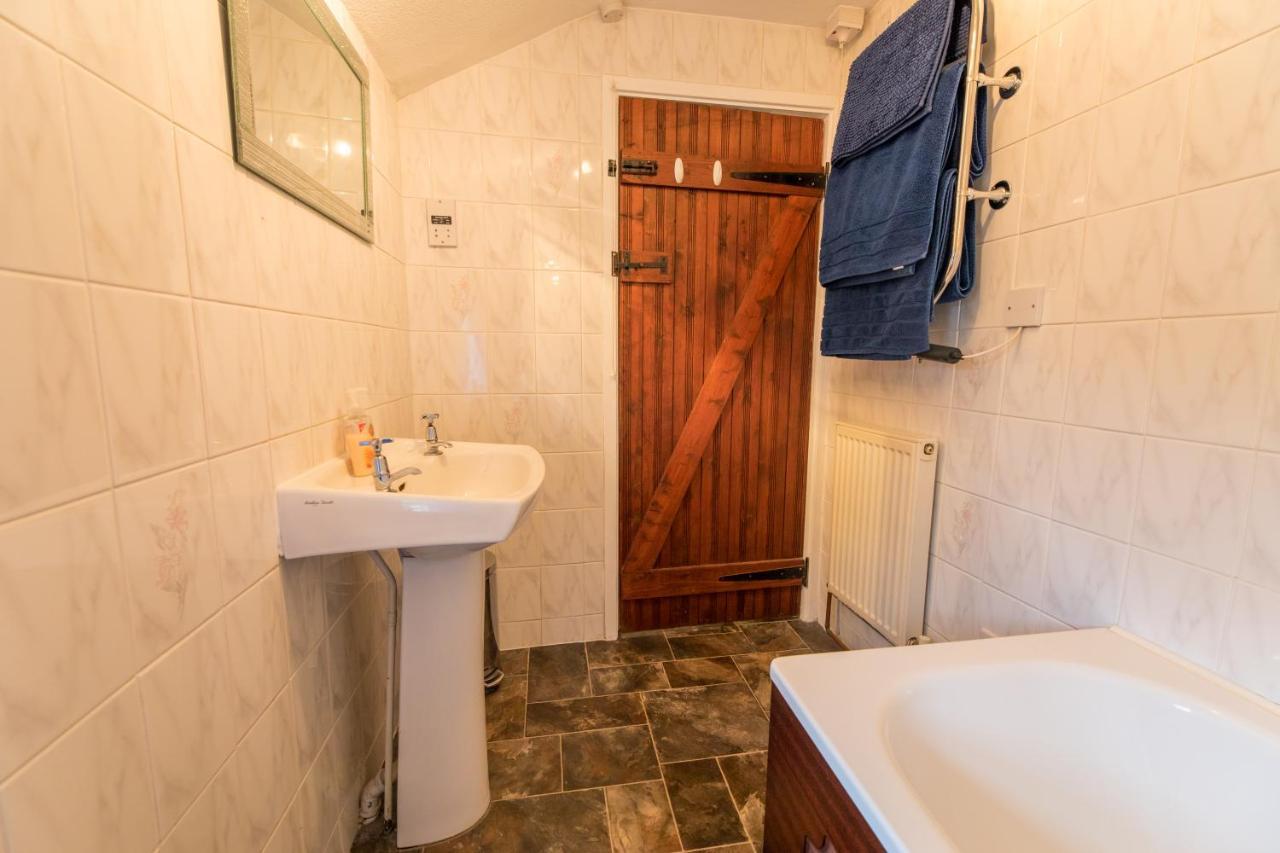 Host & Stay - Rose Cottage Bamburgh Dış mekan fotoğraf